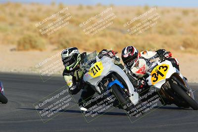 media/Apr-16-2022-CVMA (Sat) [[090b37c3ce]]/Race 15 500 Supersport-350 Supersport/